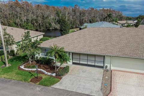 Condominio en venta en Sun City Center, Florida, 2 dormitorios, 130.34 m2 № 2095168 - foto 2