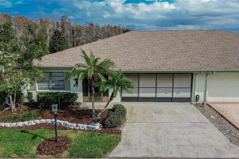 Condominio en Sun City Center, Florida, 2 dormitorios  № 2095168