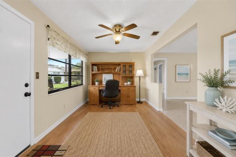 Condominio en venta en Sun City Center, Florida, 2 dormitorios, 130.34 m2 № 2095168 - foto 10