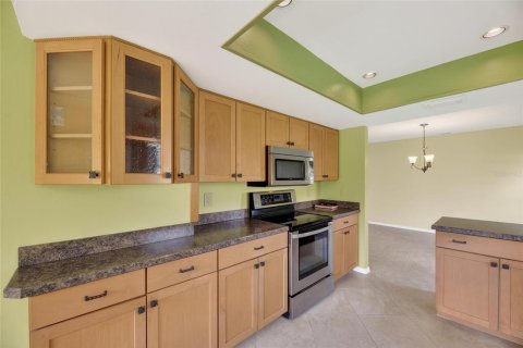 Condominio en venta en Sun City Center, Florida, 2 dormitorios, 130.34 m2 № 2095168 - foto 8