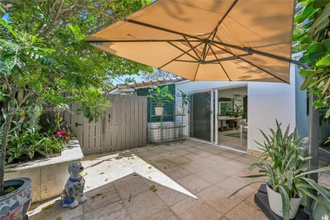 House in Miami, Florida 159.61 sq.m. № 2052815 - photo 30