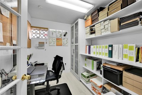 House in Miami, Florida 159.61 sq.m. № 2052815 - photo 22