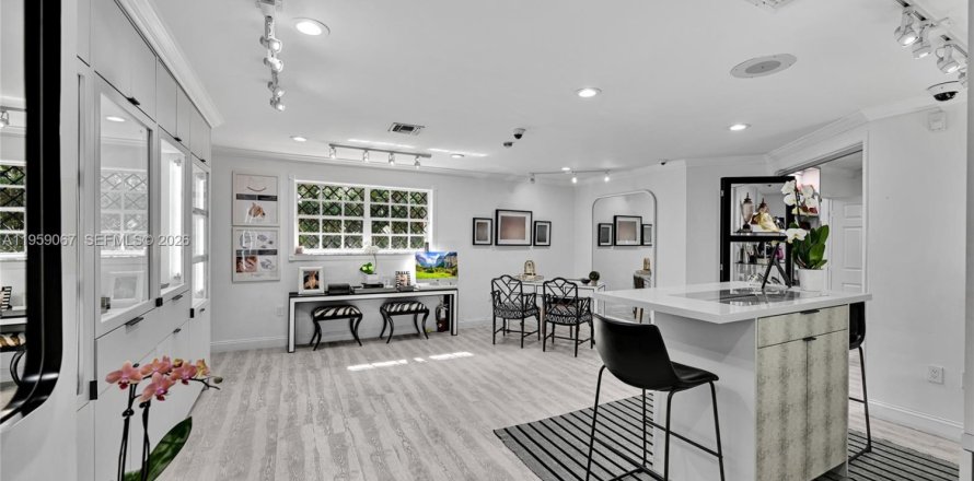 Studio in Miami, Florida № 2052815