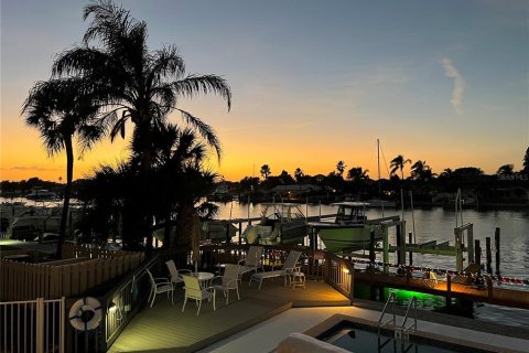 Condominio en venta en Saint Petersburg, Florida, 2 dormitorios, 105.44 m2 № 1734621 - foto 22
