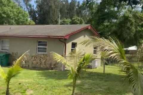 Immobilier commercial à vendre à St. Lucie, Floride: 238.29 m2 № 2191085 - photo 15