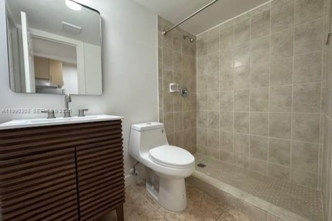 Copropriété à louer à Miami, Floride: 1 chambre, 45.52 m2 № 2056800 - photo 11