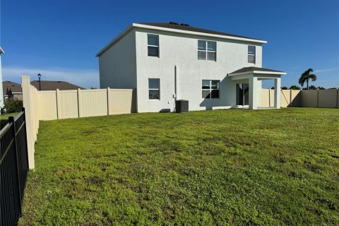 Villa ou maison à louer à Bradenton, Floride: 5 chambres, 240.99 m2 № 2419791 - photo 19