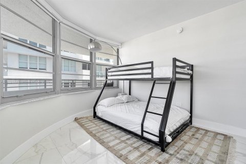 Copropriété à louer à Miami Beach, Floride: 2 chambres, 97.27 m2 № 1966409 - photo 20