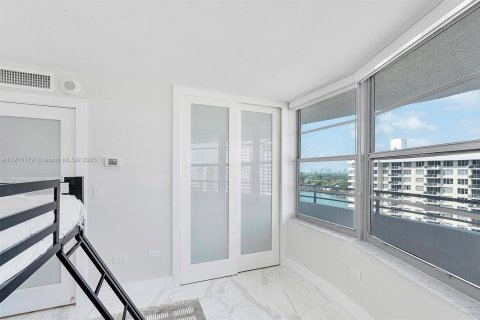 Copropriété à louer à Miami Beach, Floride: 2 chambres, 97.27 m2 № 1966409 - photo 22