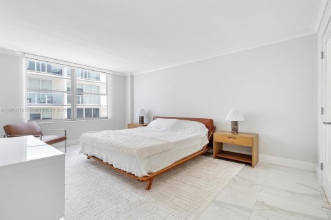 Copropriété à louer à Miami Beach, Floride: 2 chambres, 97.27 m2 № 1966409 - photo 15