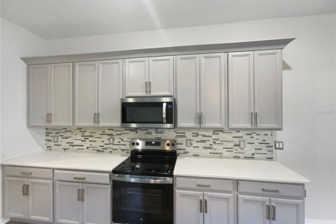 House in Oakland, Florida 3 bedrooms, 194.07 sq.m. № 1849921 - photo 16