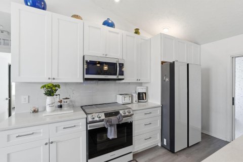 Villa ou maison à vendre à Port St. Lucie, Floride: 3 chambres, 127.46 m2 № 2085439 - photo 28