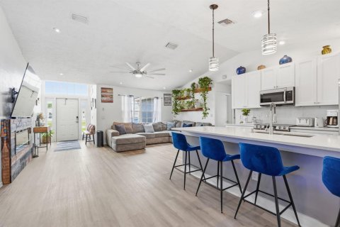 Villa ou maison à vendre à Port St. Lucie, Floride: 3 chambres, 127.46 m2 № 2085439 - photo 22
