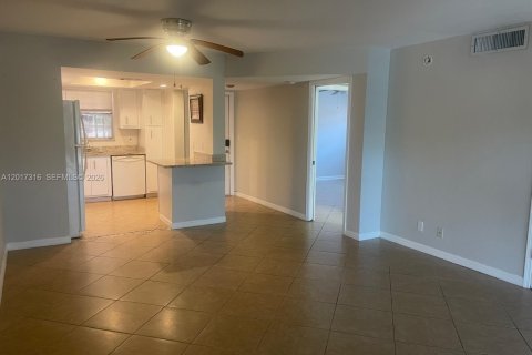 Copropriété à vendre à Fort Lauderdale, Floride: 2 chambres, 89.19 m2 № 2261890 - photo 21