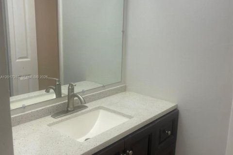 Copropriété à vendre à Fort Lauderdale, Floride: 2 chambres, 89.19 m2 № 2261890 - photo 28