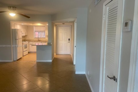 Copropriété à vendre à Fort Lauderdale, Floride: 2 chambres, 89.19 m2 № 2261890 - photo 22