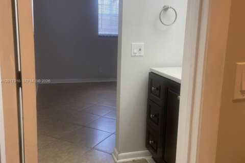 Copropriété à vendre à Fort Lauderdale, Floride: 2 chambres, 89.19 m2 № 2261890 - photo 24