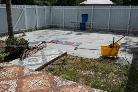 Купить виллу или дом в Норт-Майами, Флорида 3 спальни, 216.28м2, № 2066549 - фото 10