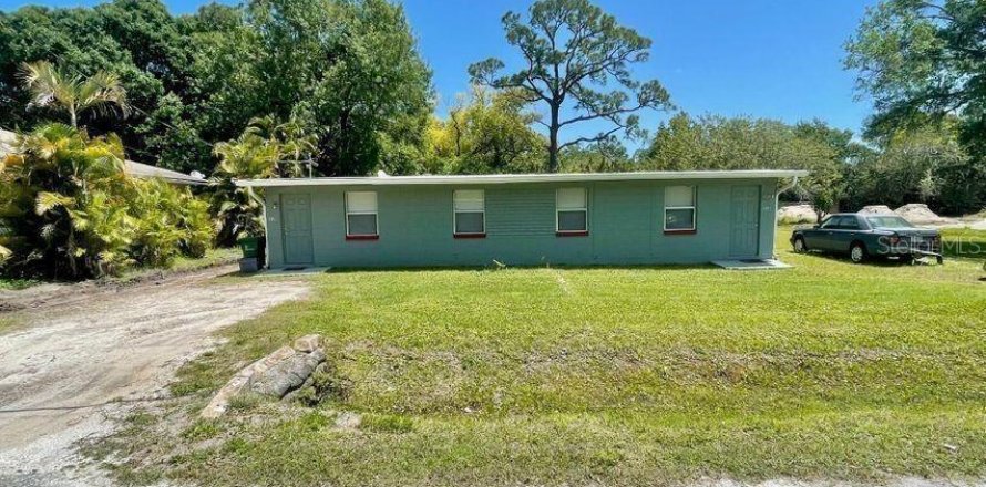 Duplex in Cocoa, Florida 2 bedrooms, 98.1 sq.m. № 1819288