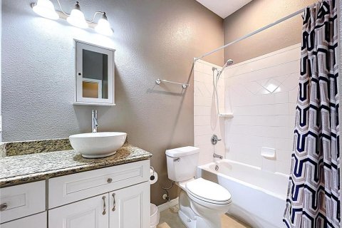 Casa en venta en Lakeland, Florida, 4 dormitorios, 202.99 m2 № 1819356 - foto 17