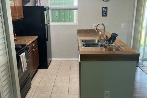 Villa ou maison à vendre à Melrose, Floride: 2 chambres, 91.42 m2 № 1740218 - photo 6