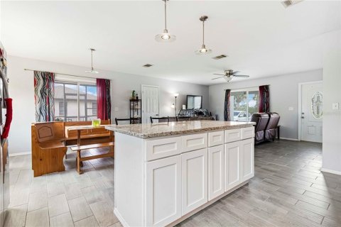Villa ou maison à vendre à Port Charlotte, Floride: 3 chambres, 109.25 m2 № 1846409 - photo 15