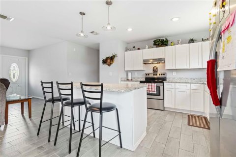 Villa ou maison à vendre à Port Charlotte, Floride: 3 chambres, 109.25 m2 № 1846409 - photo 3