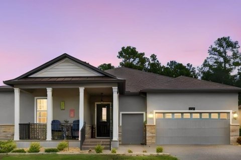 House in Brooksville, Florida 3 bedrooms, 218.32 sq.m. № 2399147
