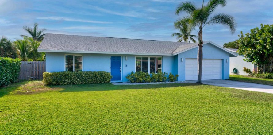 Casa en Tequesta, Florida 4 dormitorios, 158.86 m2 № 1072753