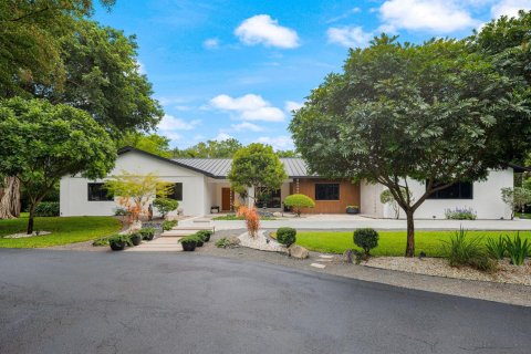 Casa en venta en Southwest Ranches, Florida, 5 dormitorios, 389.91 m2 № 2190105 - foto 17