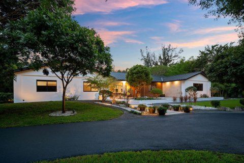Casa en venta en Southwest Ranches, Florida, 5 dormitorios, 389.91 m2 № 2190105 - foto 8