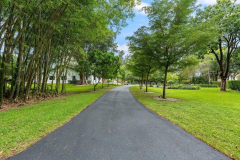 Casa en venta en Southwest Ranches, Florida, 5 dormitorios, 389.91 m2 № 2190105 - foto 24