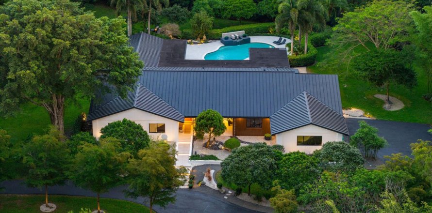 Casa en Southwest Ranches, Florida 5 dormitorios, 389.91 m2 № 2190105