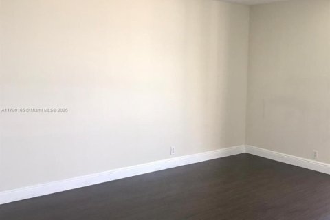 Condo in Aventura, Florida, 2 bedrooms  № 1712785 - photo 26