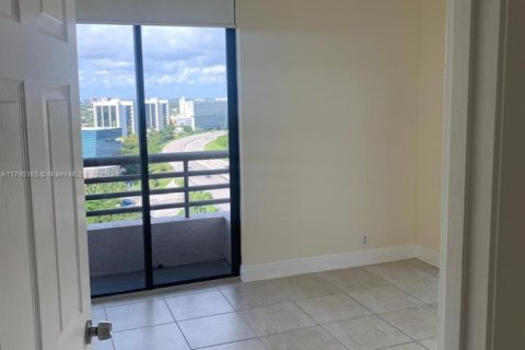 Condo in Aventura, Florida, 2 bedrooms  № 1712785 - photo 10