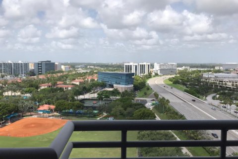 Condo in Aventura, Florida, 2 bedrooms  № 1712785 - photo 2