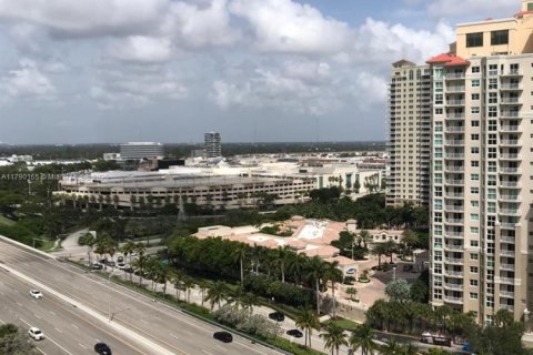 Condo in Aventura, Florida, 2 bedrooms  № 1712785 - photo 6