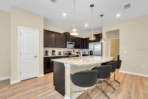 Villa ou maison à vendre à Davenport, Floride: 5 chambres, 231.88 m2 № 1555065 - photo 3