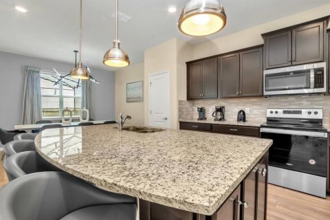 Villa ou maison à vendre à Davenport, Floride: 5 chambres, 231.88 m2 № 1555065 - photo 7