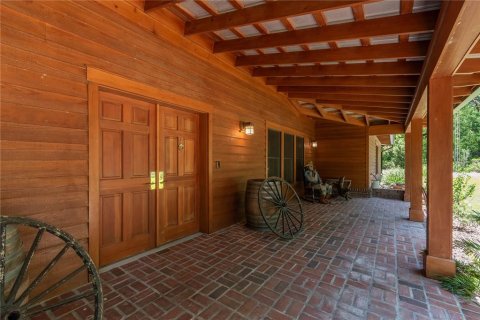 House in Hawthorne, Florida 5 bedrooms, 505.02 sq.m. № 1736790 - photo 12