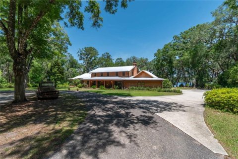 House in Hawthorne, Florida 5 bedrooms, 505.02 sq.m. № 1736790 - photo 7