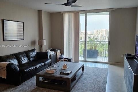 Copropriété à vendre à Hallandale Beach, Floride: 1 chambre, 85.47 m2 № 1976768 - photo 2