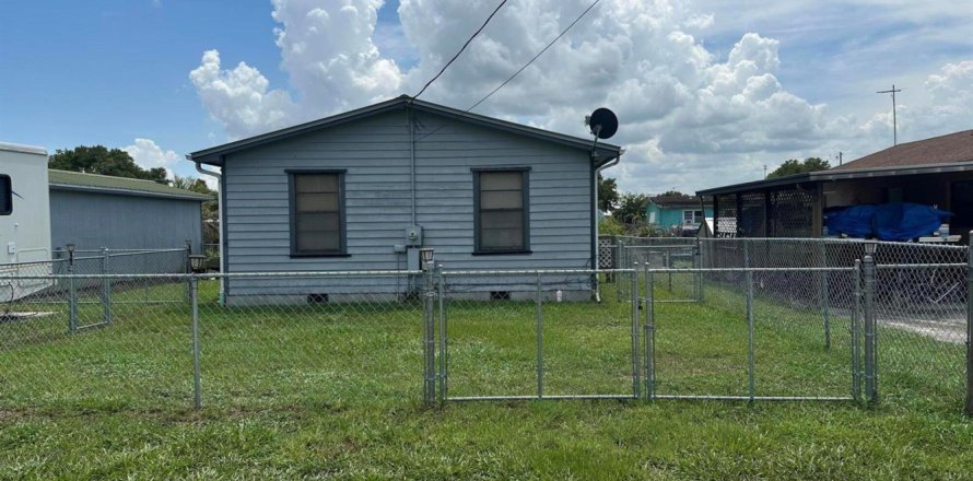Villa ou maison à Okeechobee, Floride 2 chambres, 126.72 m2 № 2241281