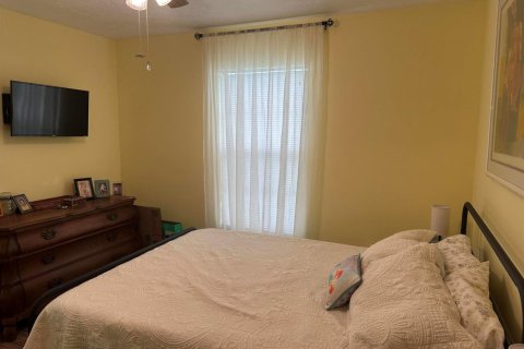 Villa ou maison à vendre à Okeechobee, Floride: 2 chambres, 126.72 m2 № 2241281 - photo 8