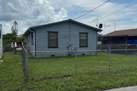 Villa ou maison à vendre à Okeechobee, Floride: 2 chambres, 126.72 m2 № 2241281 - photo 2