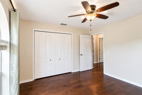 House in Zephyrhills, Florida 3 bedrooms, 175.4 sq.m. № 2155888 - photo 24