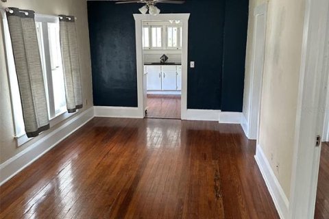 Immobilier commercial à vendre à DeLand, Floride: 5 chambres, 212 m2 № 1908777 - photo 5