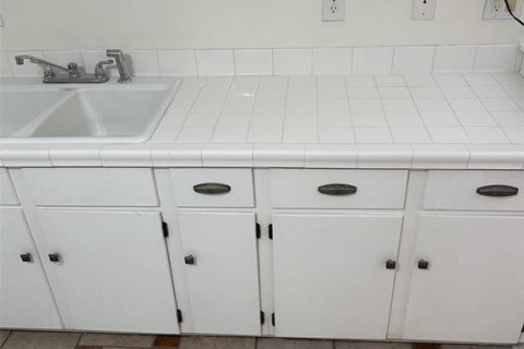 Immobilier commercial à vendre à DeLand, Floride: 5 chambres, 212 m2 № 1908777 - photo 18