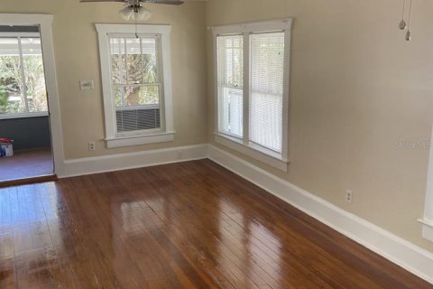 Immobilier commercial à vendre à DeLand, Floride: 5 chambres, 212 m2 № 1908777 - photo 9