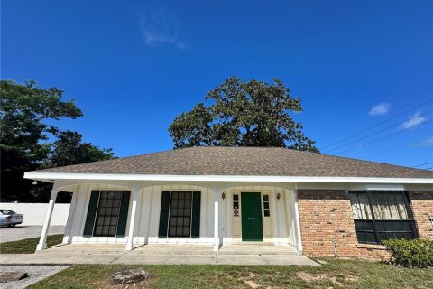 Commercial property in Eustis, Florida № 1901303 - photo 10